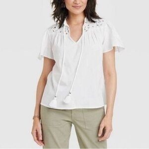 Knox Rose Women’s White Short Sleeve Eyelet V-Neck Front Tie Top/Blouse Size L